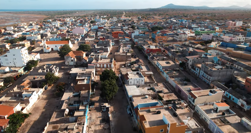 Datei:Vila do Maio.png