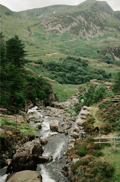 Datei:Isle of Man, Mountain Valley.jpg